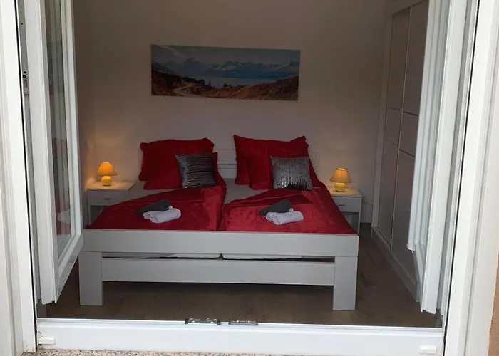 Julija With Private Pool Nyaraló *