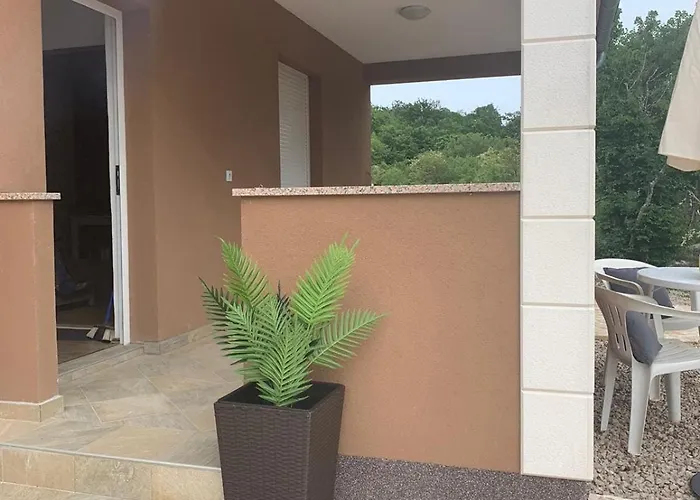 Julija With Private Pool Bilisane