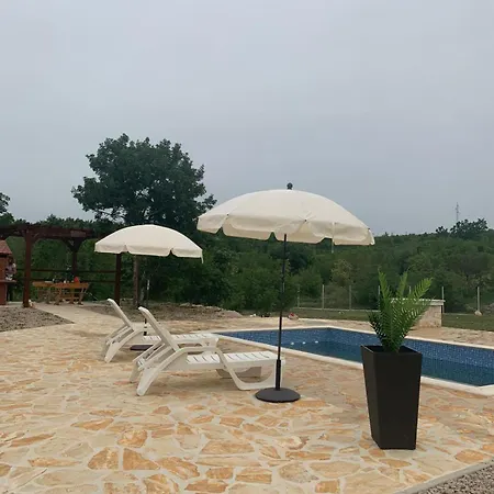 Julija With Private Pool * Bilisane